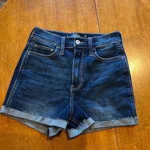 Hollister Ultra High Rise Shorts Denim. Size 3.  Never worn.